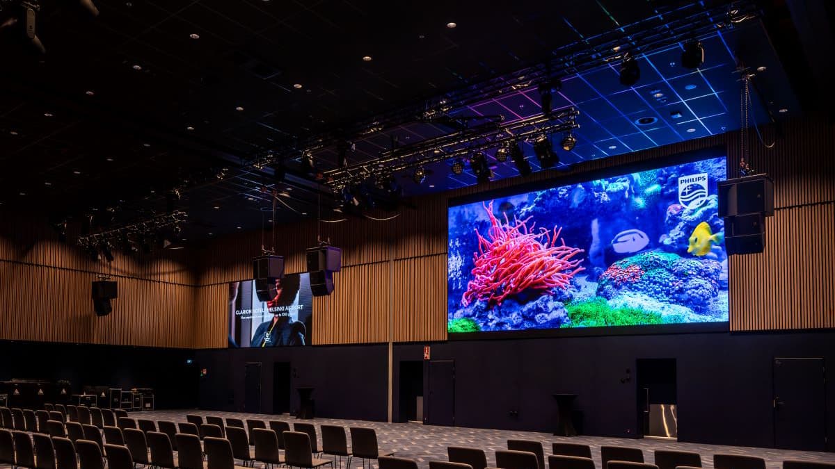Auditoriums & Conferences